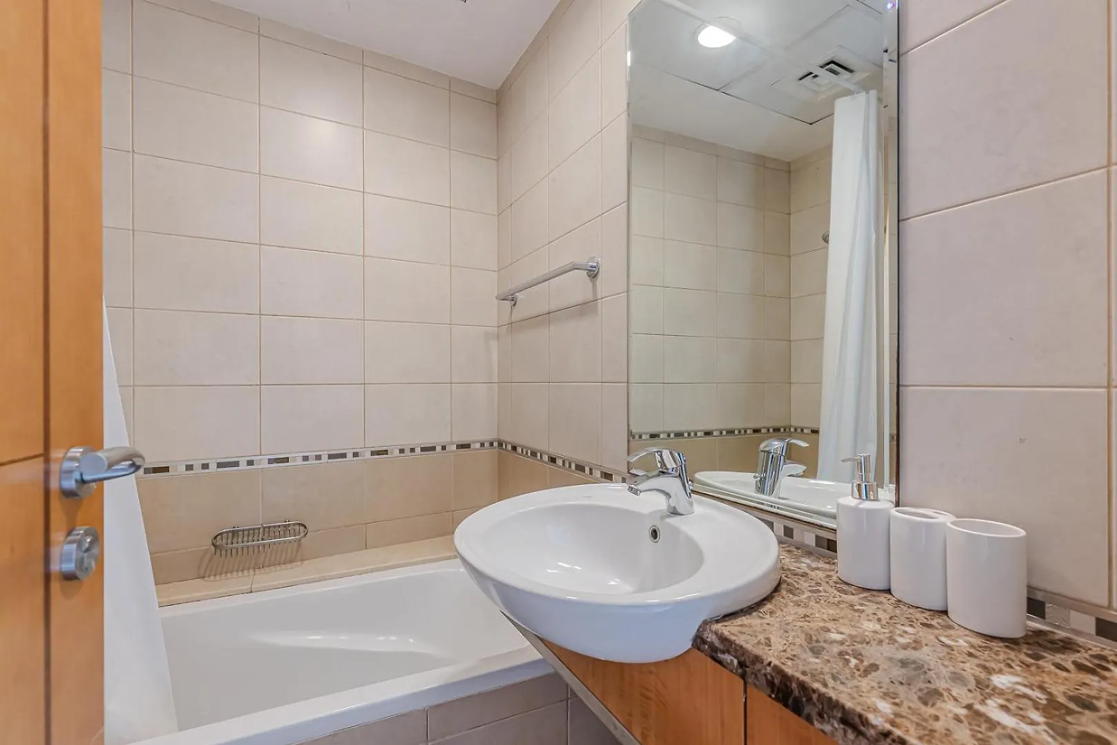Spacious 3Bdr Apartment In Marina With Office Dubai United Arab Emirates